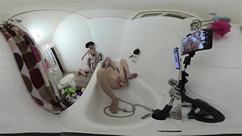 Lizzy yum vr mayo 2025 masturbación dilatando baño paja anal 3 xHamster