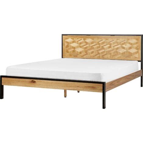 Cama con somier de listones clásica moderna con cabecero base y patas