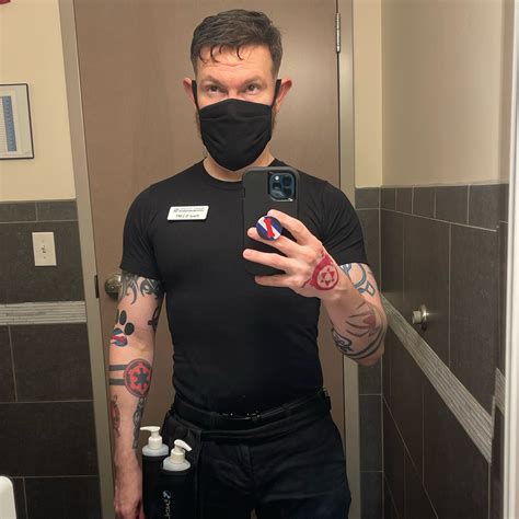 TW Pornstars Gay Comic Geek Twitter Paul Charles Massage Therapist