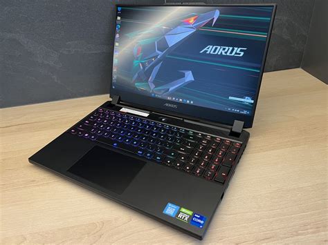 Gigabyte Aorus 15 XE5 15 6 QHD 165Hz I7 12700H RTX 3070Ti 16gb DDR5 1T