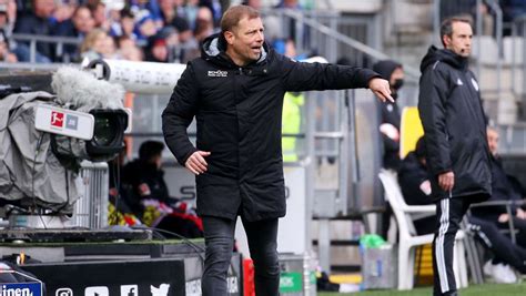 Konkurrent Des VfB Stuttgart Offiziell Arminia Bielefeld Trennt Sich