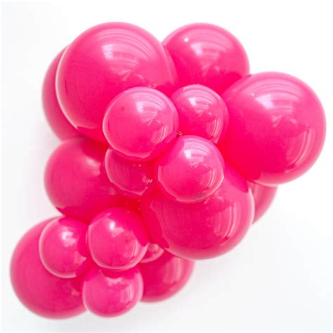 17 Inch Tuftex Hot Pink Latex Balloons 17029