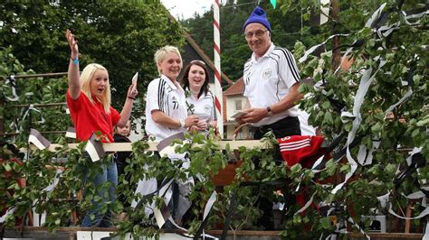 Ederbringhausen Sportfreunde feierten 50 jähriges Bestehen mit Festzug