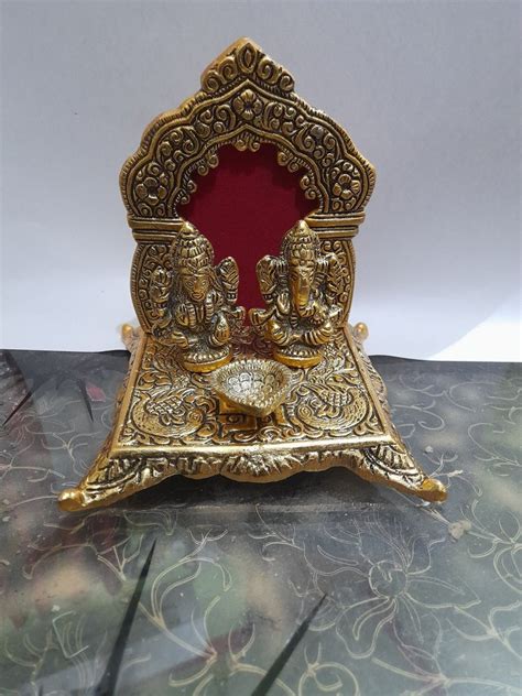 Aluminium Lakshmi Laxmi Ganesh Murti Idol Ganesha Diya Puja Deepak Oil