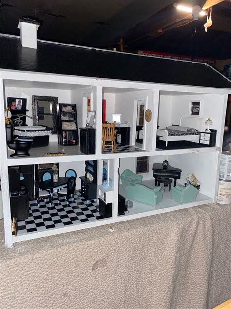 Black And White Dollhouse Cont Almost Complete Doll House House