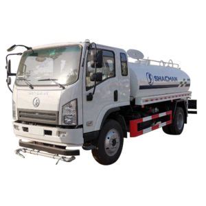 Wheel Dongfeng Gallon Water Delivery Trucks Fuel Truck Sewage