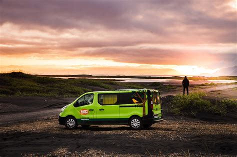 Insider tips and tricks for a great camper van road trip in Iceland