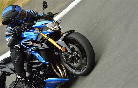 Nuevas Suzuki Gsx S Z Y Gsx S Z Ya A La Venta Revista De Coches