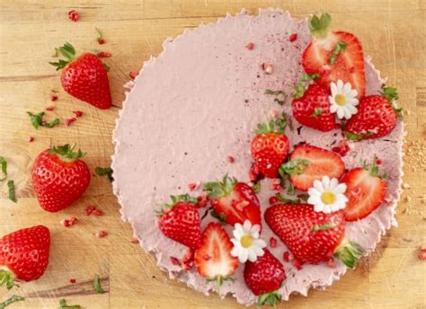 Vegan No Bake Strawberry Cream Pie Recipe Sweeter Than Oats