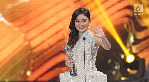 Natasha Wilona Sabet Gelar Aktris Ngetop Sctv Awards Showbiz