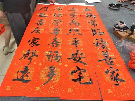 湛江市霞山区海滨街道海昌社区侨胞之家开展“笔墨辞旧岁，书香迎新春”主题活动湛江云媒（湛江新闻网）