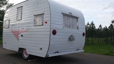 Aloha Pink Shasta Rear Vintage Travel Trailers Vintage Trailers