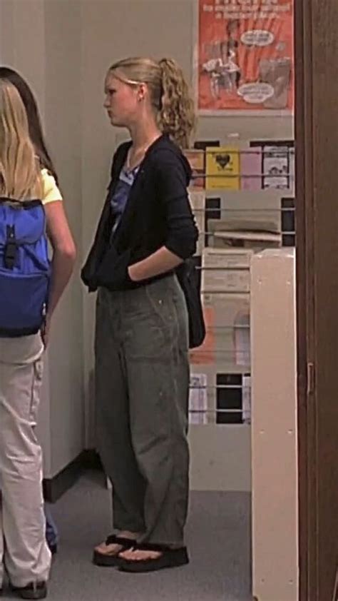 Kat Stratford 10 Things I Hate About You Outfit Inspiration 90s Outfit