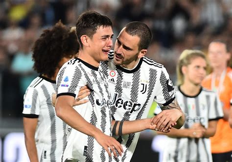 Em Dia De Festa De Despedida Para Chiellini E Dybala Juventus Leva