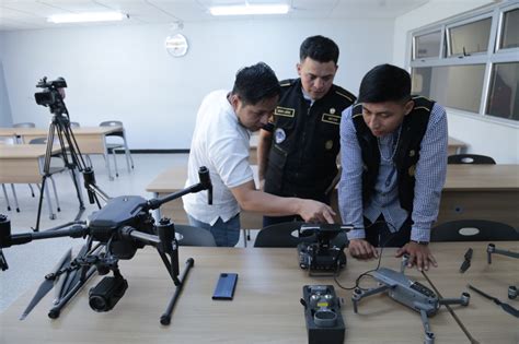 Investigadores Se Capacitan En Manejo De Drones Gobierno De Guatemala