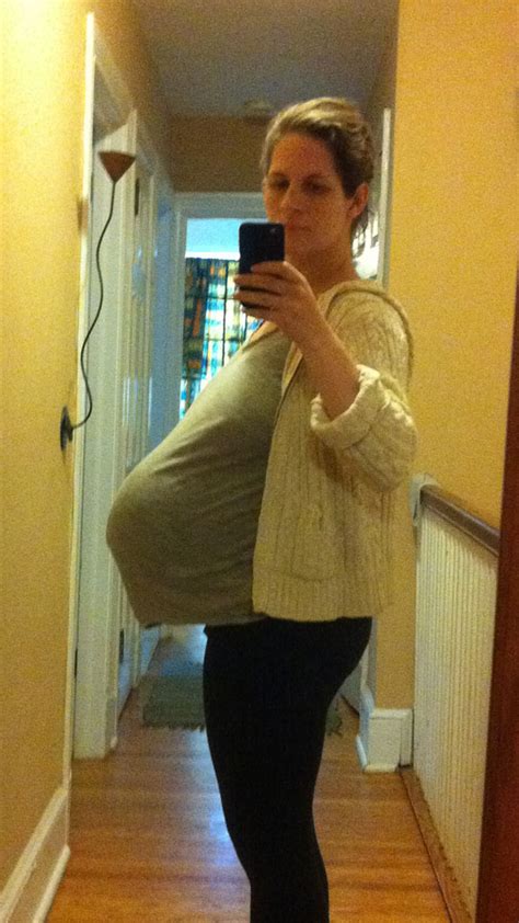 34 Weeks Pregnant With Twins The Maternity Gallery