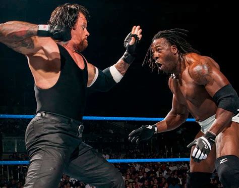 Booker T A Undertaker no le gustaría estar solo en el Salón de la