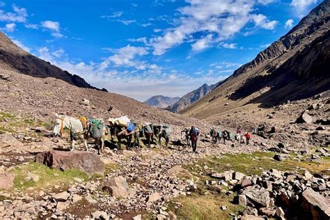 Marrakech 5 Jours De Trekking Dans Les Montagnes De L Atlas Et Sommet