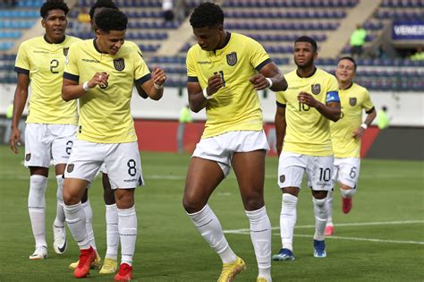 Este Lunes De Enero Ecuador Podr A Clasificar Al Cuadrangular Final