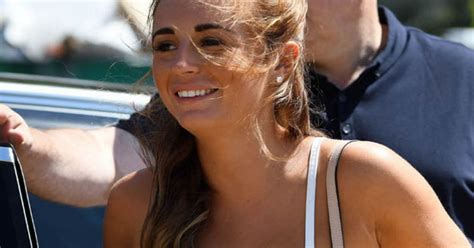 Love Island Babe Dani Dyer Parades Curves In Skintight Dress Daily Star