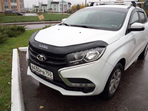 Дефлектор на капот — Lada XRAY, 1,8 л, 2017 года | аксессуары | DRIVE2