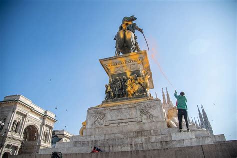 Monumento A Víctor Manuel Ii 4
