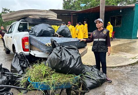 Voluntarios Y Autoridades Recolectan Toneladas De Basura Tras Lluvias