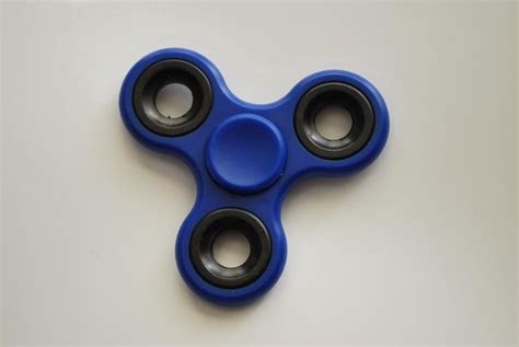 Fidget Spinner Zwart Bol