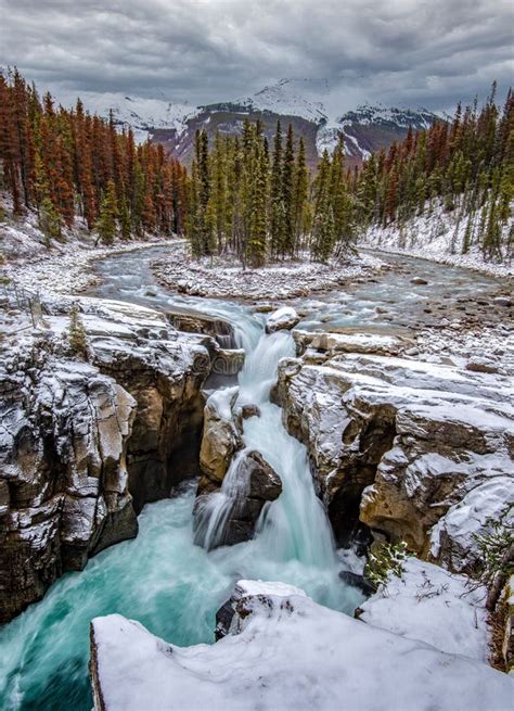 Sunwapta Falls in Jasper, Canada Stock Photo - Image of barn, aurora ...