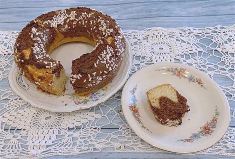 Ciambella Bicolore Panna E Cacao Ricette Facili Felici