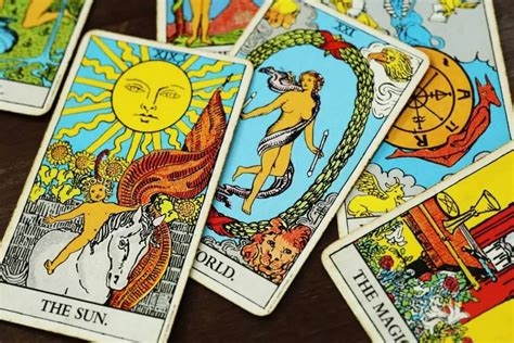 Descubre El Profundo Significado De La Torre En El Tarot Revelaciones