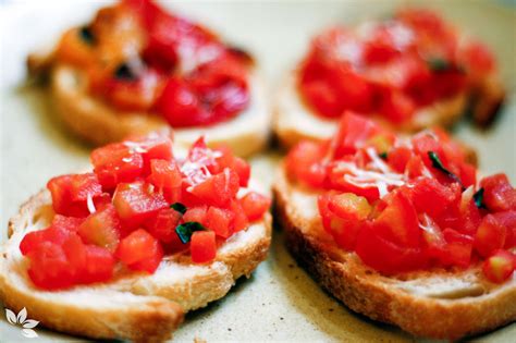 Receita De Bruschetta De Tomate E Pimentoes Assados