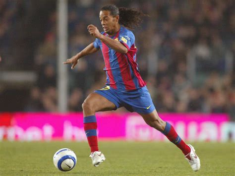 F Tbol Noticias Ronaldinho Se Retira Del F Tbol Profesional