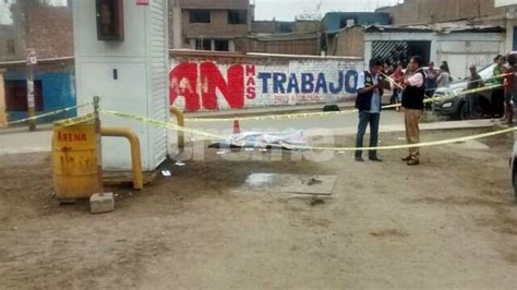 San Juan De Lurigancho Policía Intentó Frustrar Asalto Y Lo Balearon