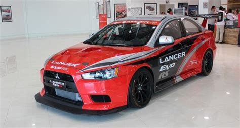 Mitsubishi mostra o novo Lancer Evo RS para 2014 Notícias iCarros