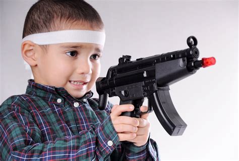 kid holding gun Blank Template - Imgflip