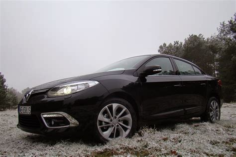 Test Renault Fluence dci 130 km czyli czarna bestia na białym polu