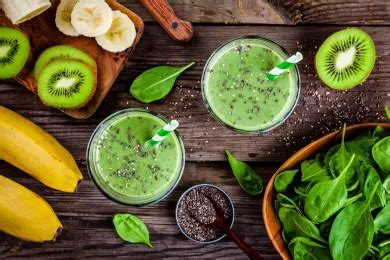 Recette Smoothie Vert Au Kiwi Pinards Et Banane Supertoinette