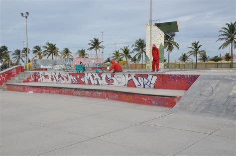 Pista De Skate E Reas De Lazer Da Orla De Atalaia S O Reformadas F