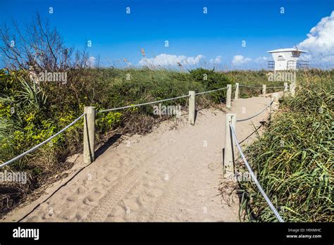 way to Fort Pierce beach Florida USA bright blue sky Stock Photo - Alamy