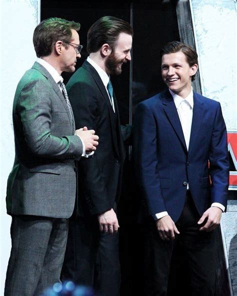 Lovelies 💕 Tom Holland Avengers Pictures Robert Downey Jr