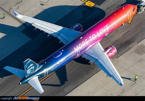 Airbus A N Alaska Airlines N Va Airteamimages