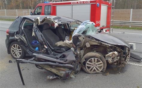 Miertelny Wypadek Na Autostradzie A Mi Dzy Radomskiem A Kamie Skiem