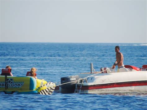 Peoples Enjoy The Sea Editorial Photography Image Of Lady 47877512