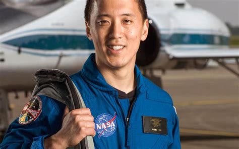 Navy Seal With Harvard Medical Degree Becomes Nasa Astronaut Stars And Stripes