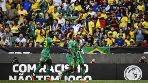 Foot un Sénégal séduisant soffre une victoire de prestige face au Brésil