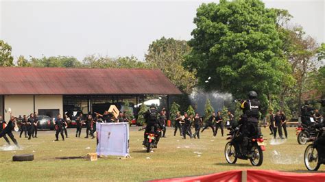 Dansat Brimob Polda Jabar Pimpin Latihan Gabungan Kontijensi Sorot