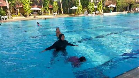 Review Kolam Renang Pantai Mutiara Sports Club Pluit Jakarta Utara