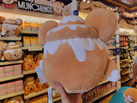 Disney Munchlings Mystery Plush Arrive At Disneyland Resort Wdw