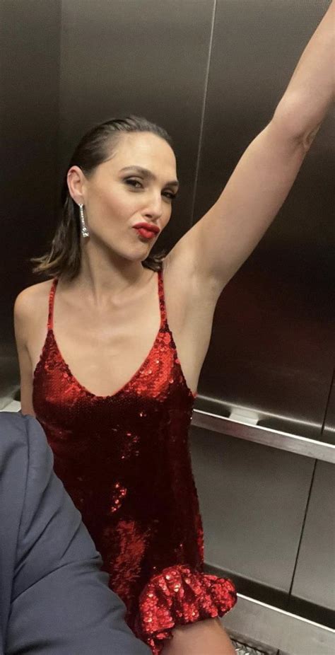 Gal Gadot Taking You Back Up To Her Hotel Room To Fuck Your Brains Out